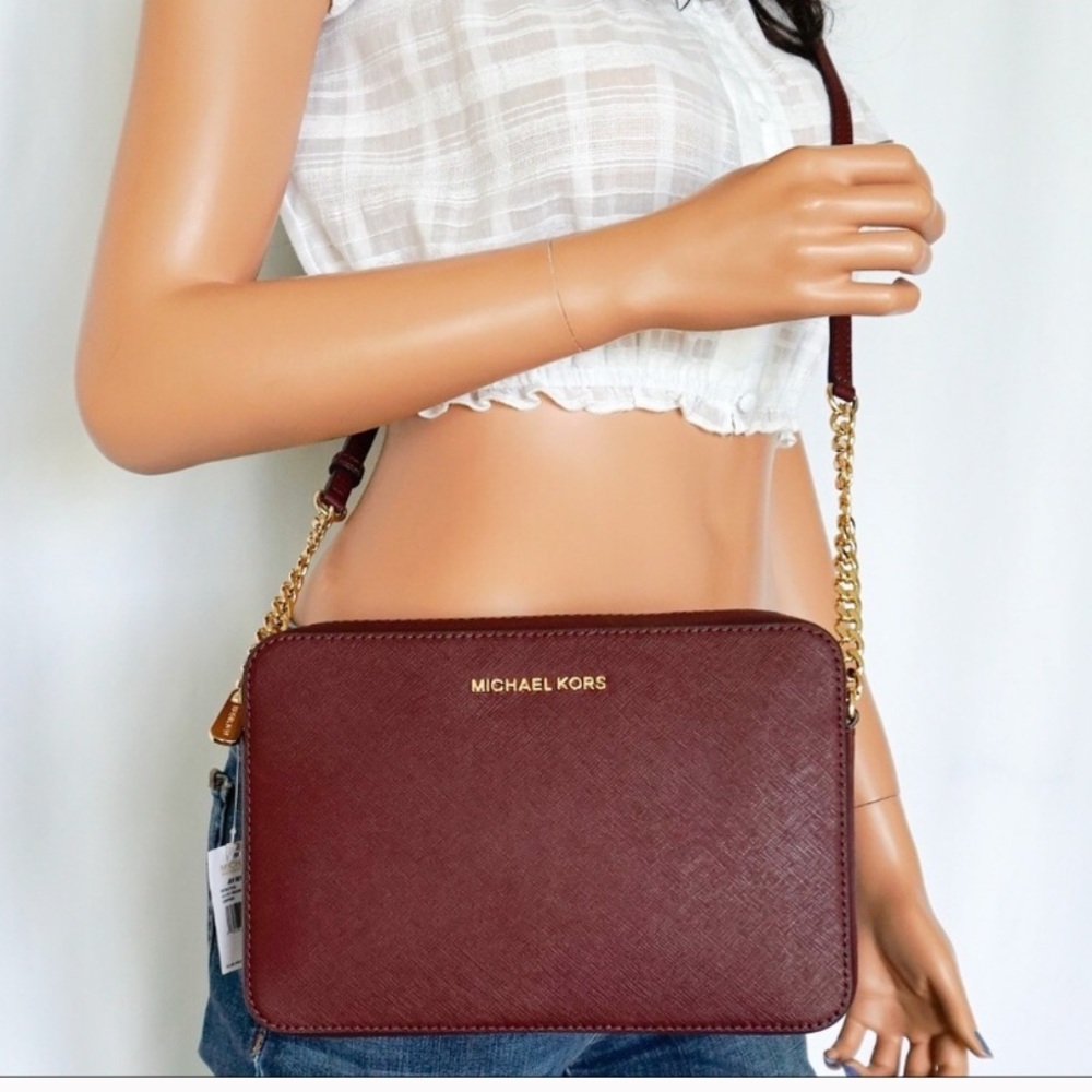 Michael Kors jet set crossbody bag in Merlot